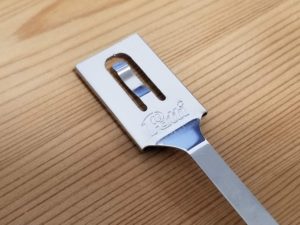 昭和スプリング製　スライド式スケールクリップ　