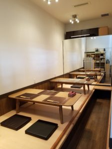 和泉市唐国町の美食屋辻商店　店内お座敷席
