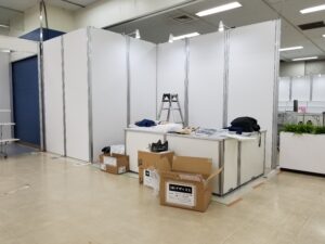 施工前　インターナショナル　プレミアム・インセンティブショー　デザイズミブース