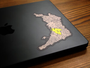 ノートパソコンに貼ったMOJIMAP（モジマップ）